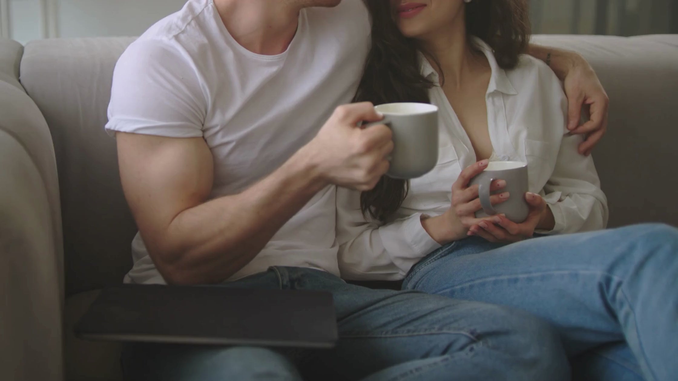 Încărcați videoclipul: 